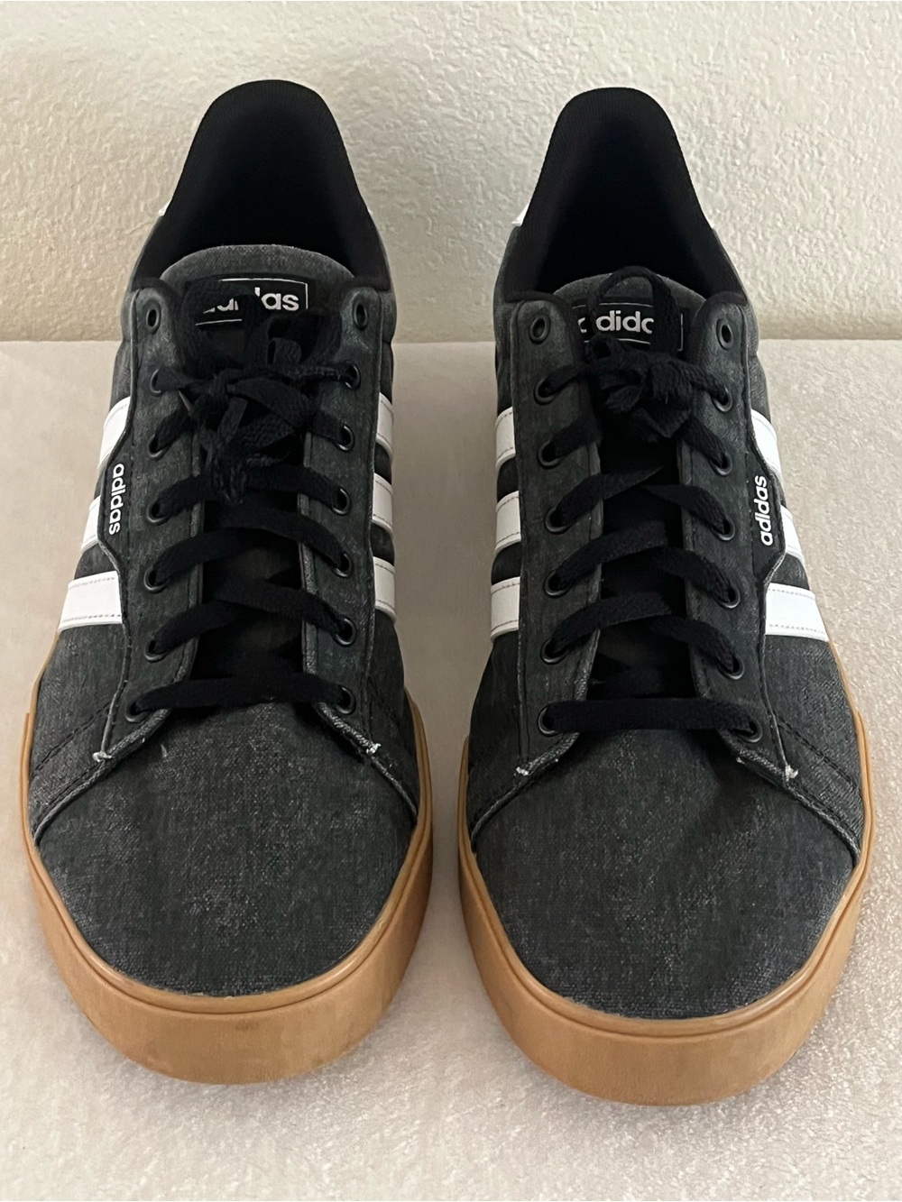 adidas Men’s Gray and White Low-Top Sneakers with Gum Sole 13